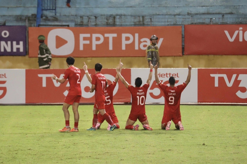 552581664_1337266177749711_8340177349553137048_n-68d93d928f3c6 Trực tiếp Viettel 2-0 Hà Tĩnh: Áp đặt thế trận 712689