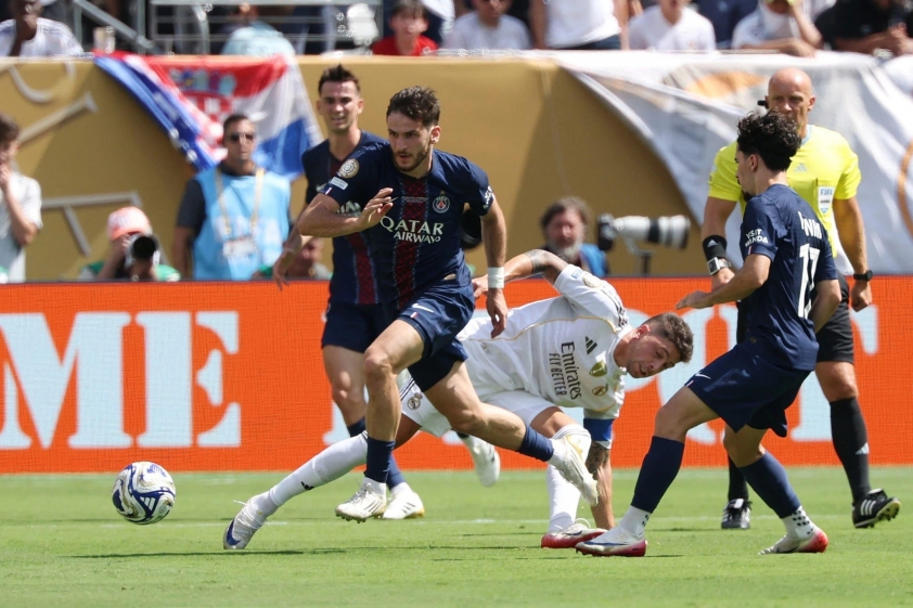2025-07-09t193724z2082398228up1el791iiba0rtrmadp3soccer-club-psg-rma-17520929259441283663055-1-1-686f35a7b04a5 PSG mới hạ gục Real để tiến vào chung kết Club World Cup (Ảnh: GOAL)