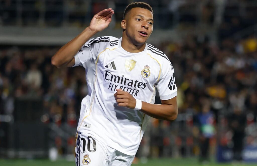 Real Madrid Đánh Bại Levante, Tiếp Tục Bám Đuổi Barcelona Trong Cuộc Đua La Liga