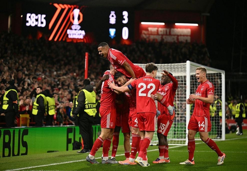 Nottingham Forest dễ dàng đánh bại Malmö