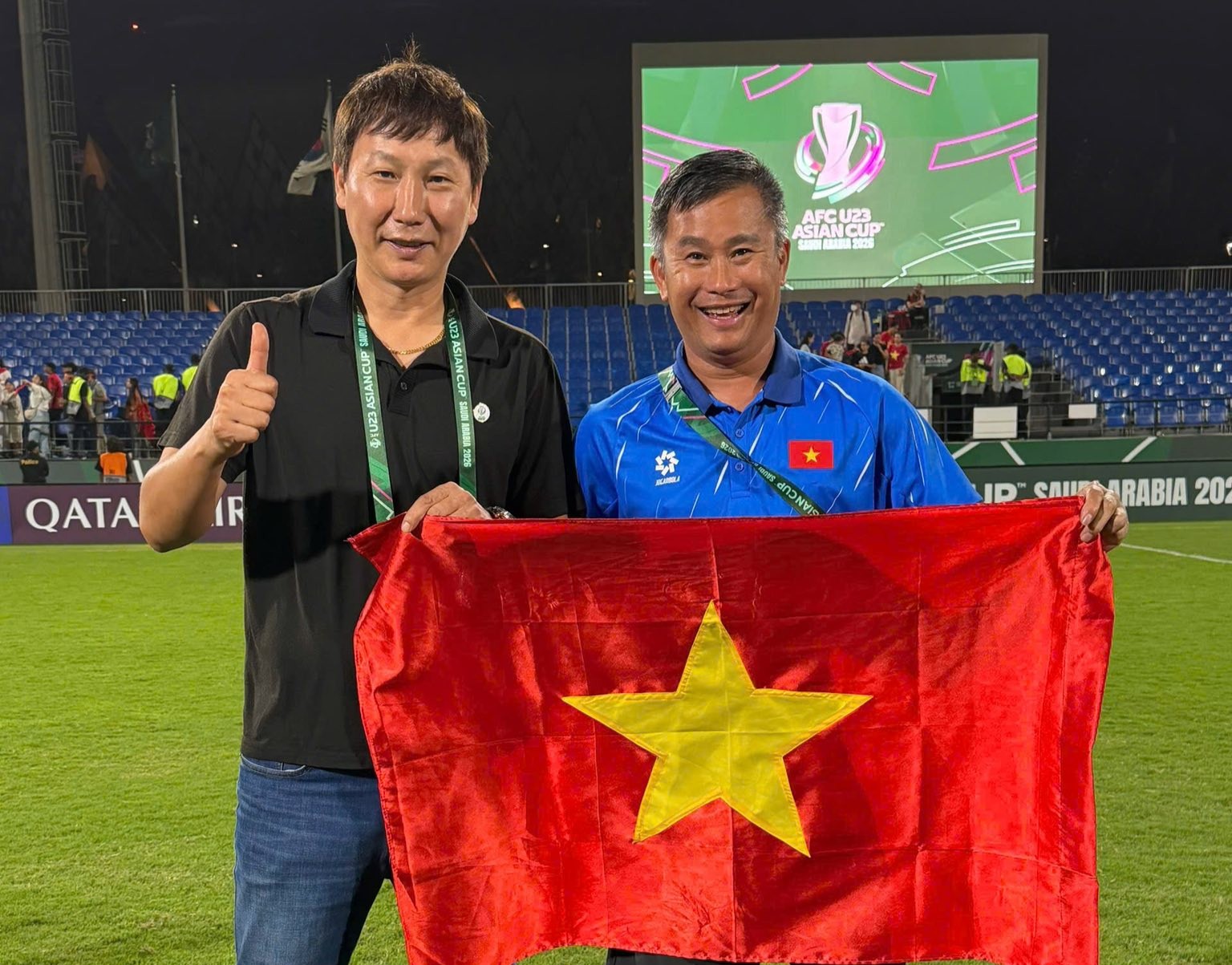 kim-sang-sik-vs-dinh-hong-vinh-1103161517